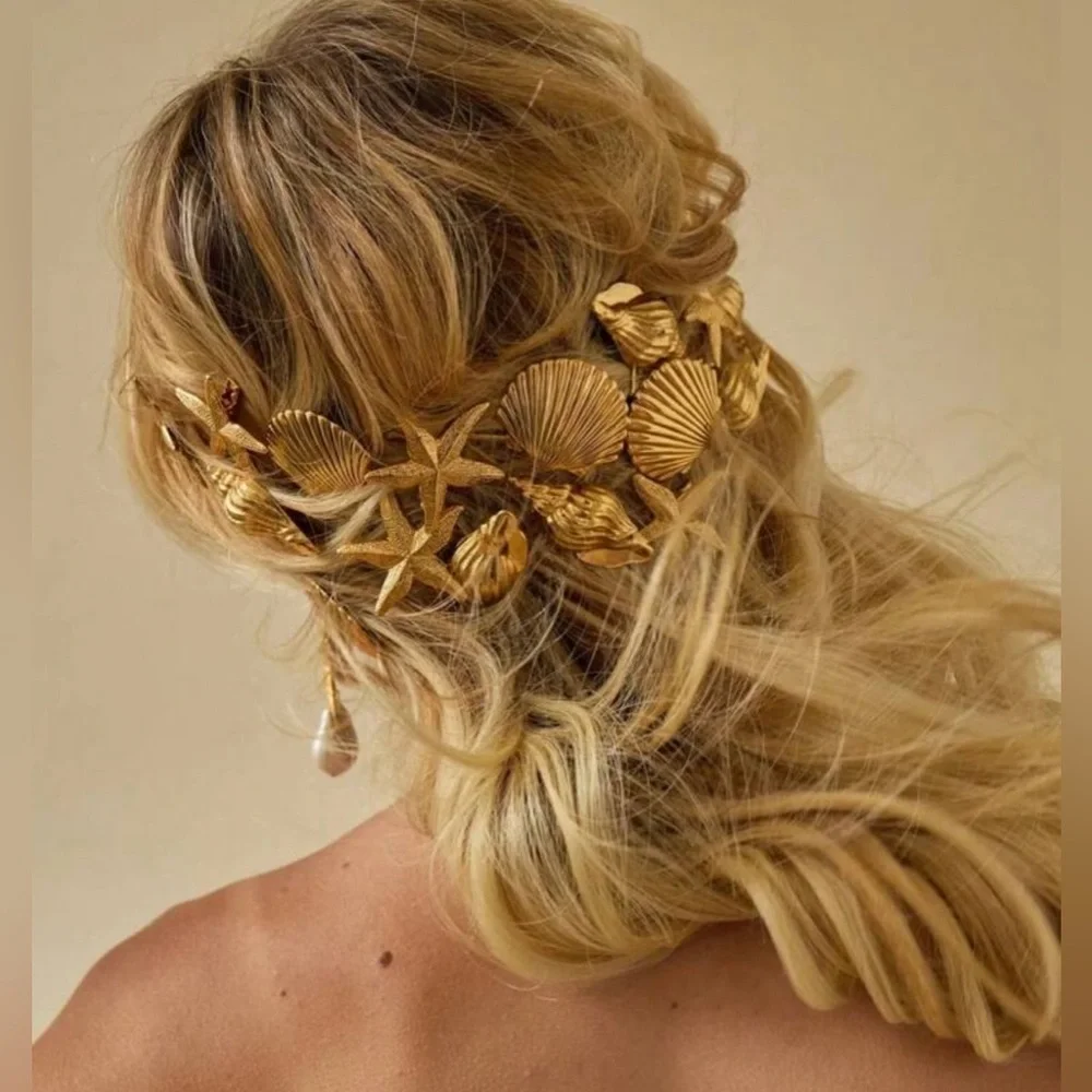 3pcs Gold Seashell Hair New💛💛 🐚